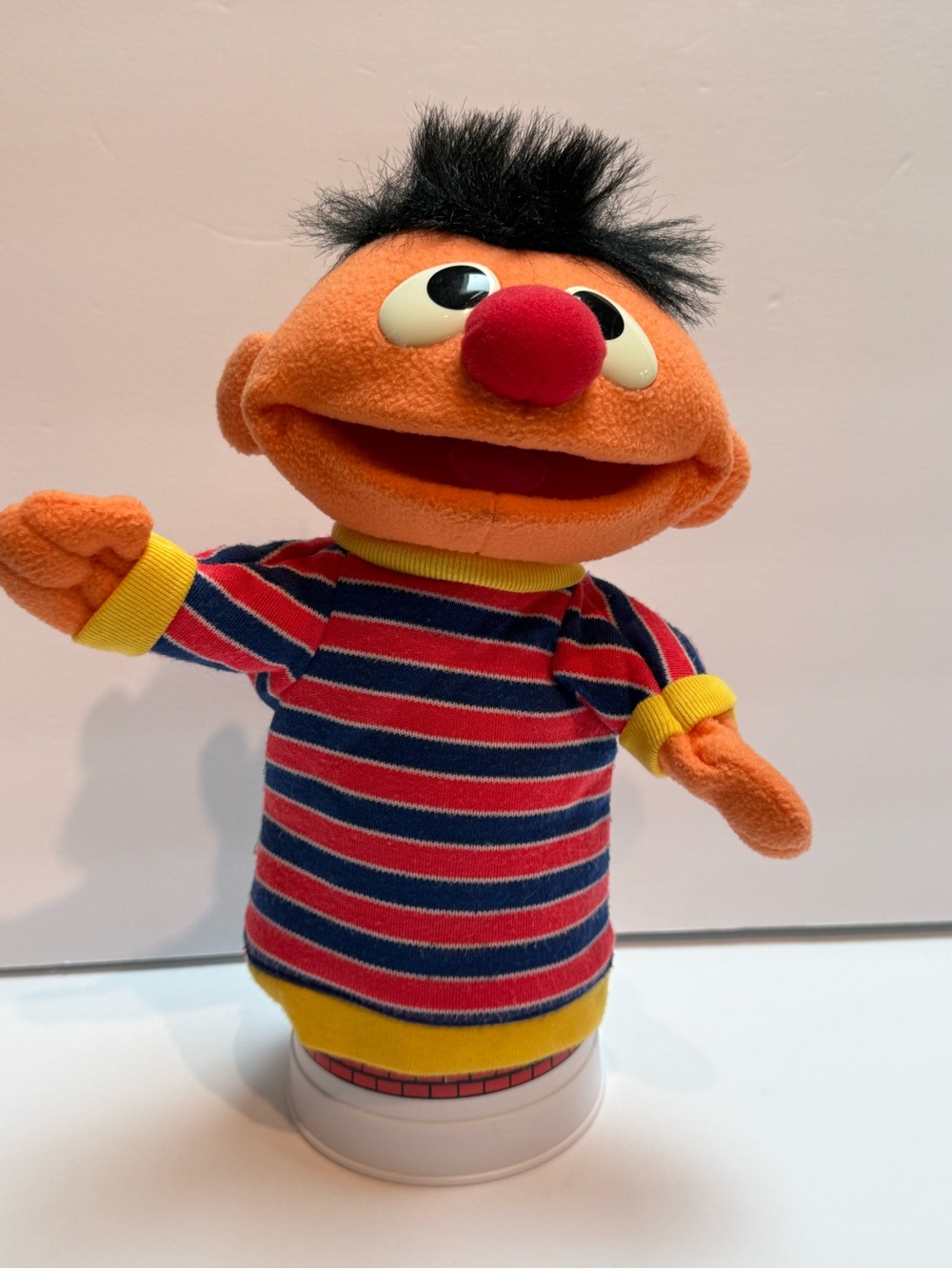 Sesame Street ERNIE HAND PUPPET 9" Plush STUFFED ANIMAL Toy Mattel 2004